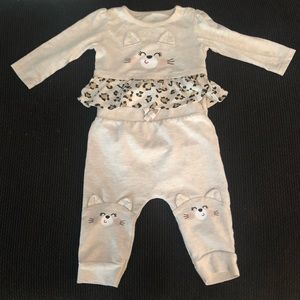 Baby onesie with matching pants